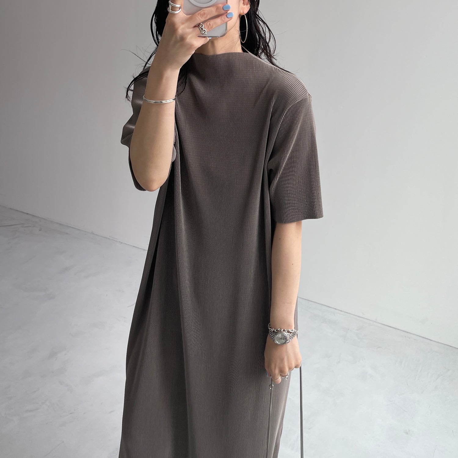 daily daily super stretch pleats one piece / ash gray [半袖 FREE or LONG]