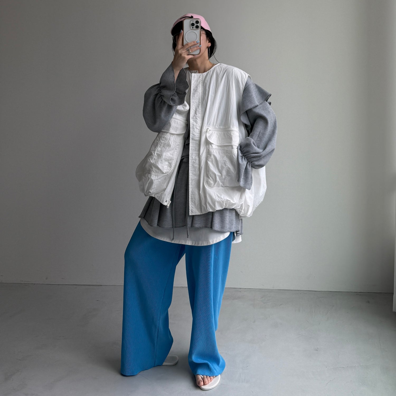 9pockets buddy vest / white