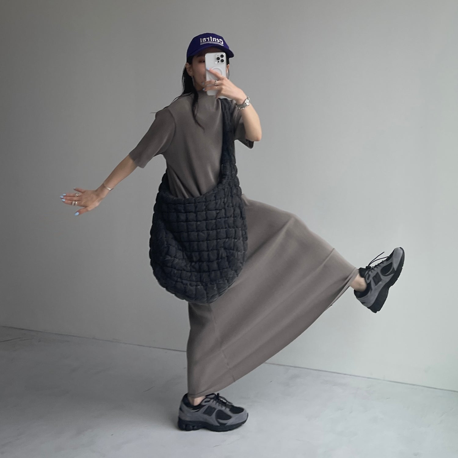 daily daily super stretch pleats one piece / ash gray [半袖 FREE or LONG]