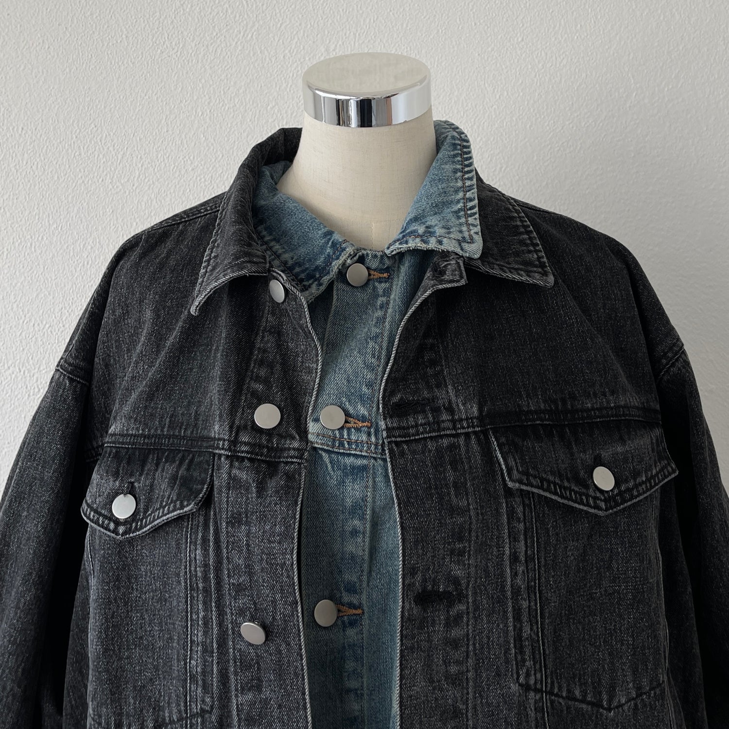 perfect silhouette buddy denim jacket / black