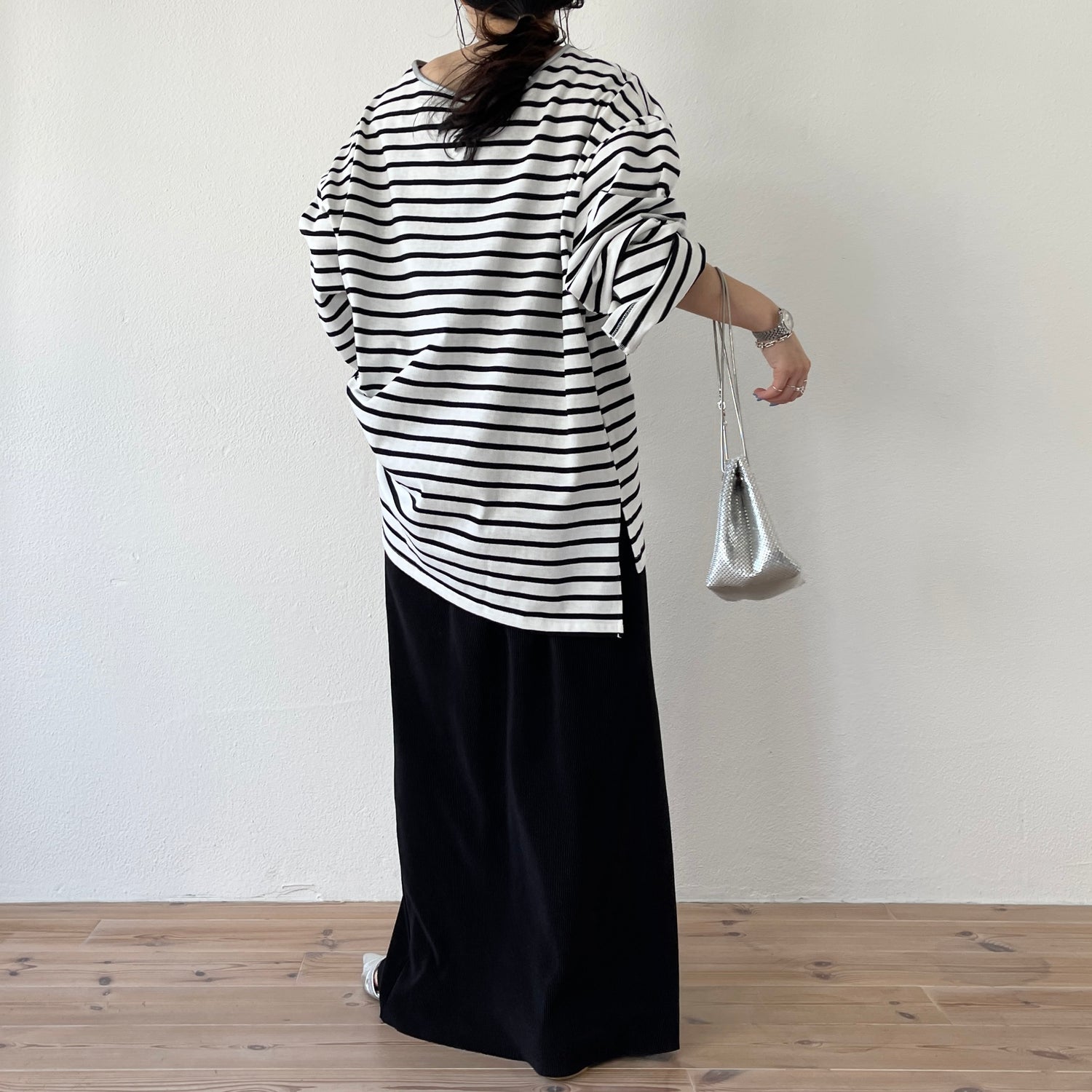 wide sleeve over size border tee / clear black×silver