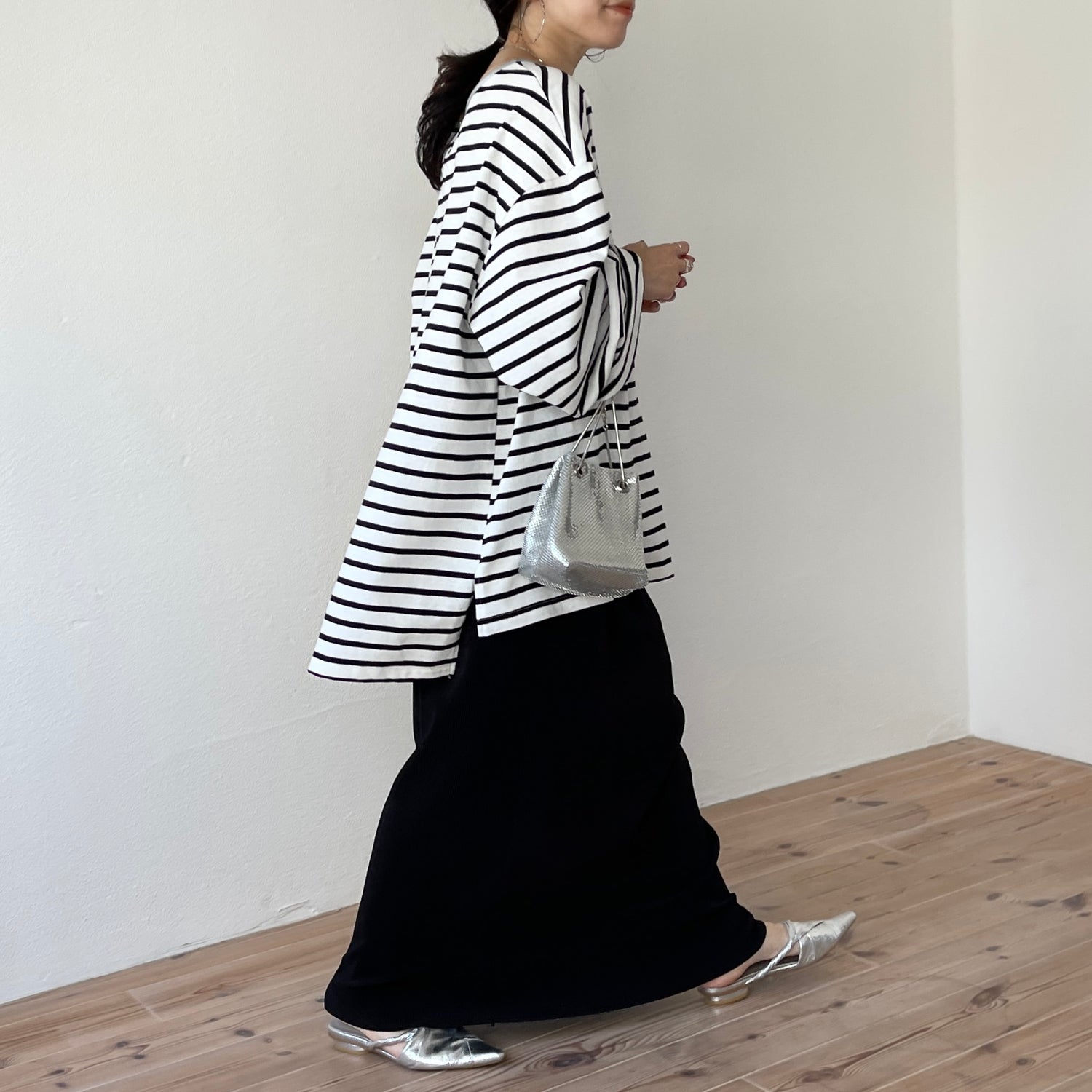 wide sleeve over size border tee / clear black×silver