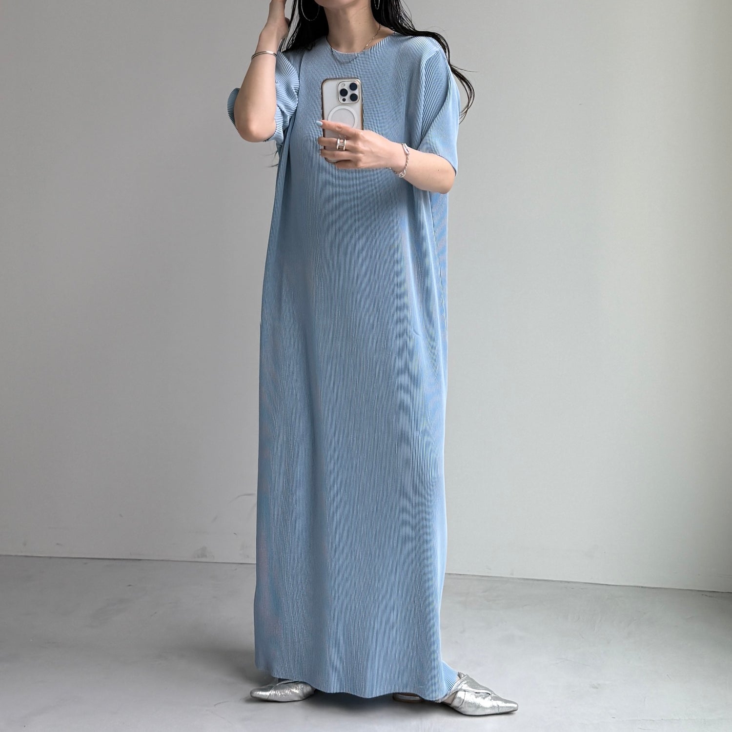 daily daily super stretch crew neck pleats one piece / light blue [半袖 FREE or LONG]