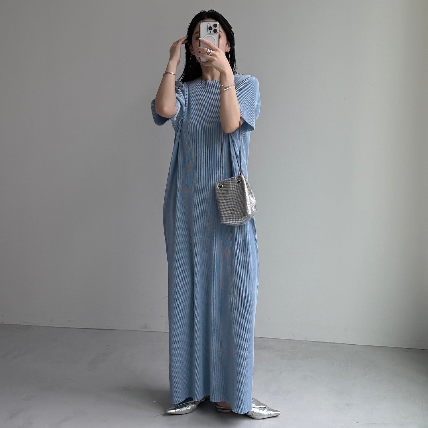daily daily super stretch crew neck pleats one piece / light blue [半袖 FREE or LONG]