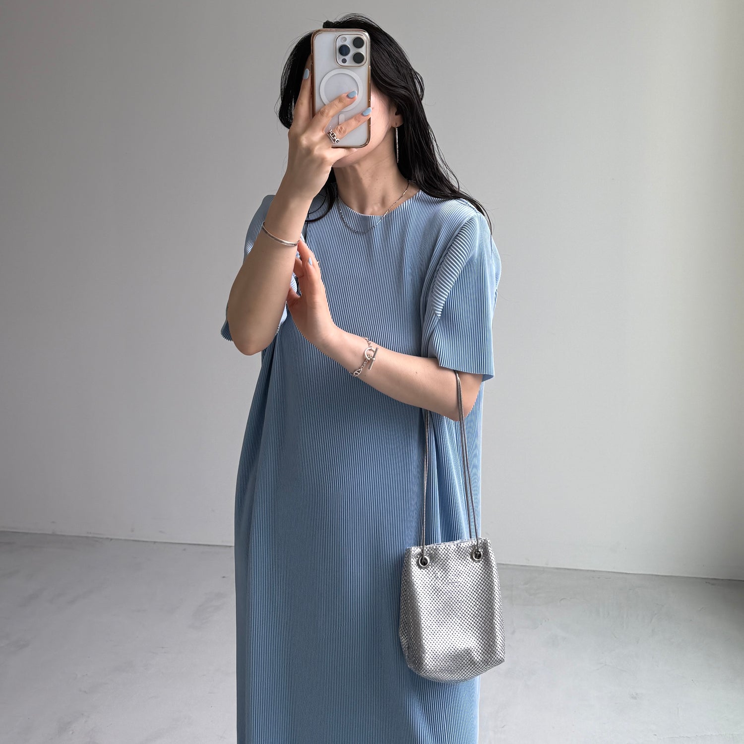 daily daily super stretch crew neck pleats one piece / light blue [半袖 FREE or LONG]