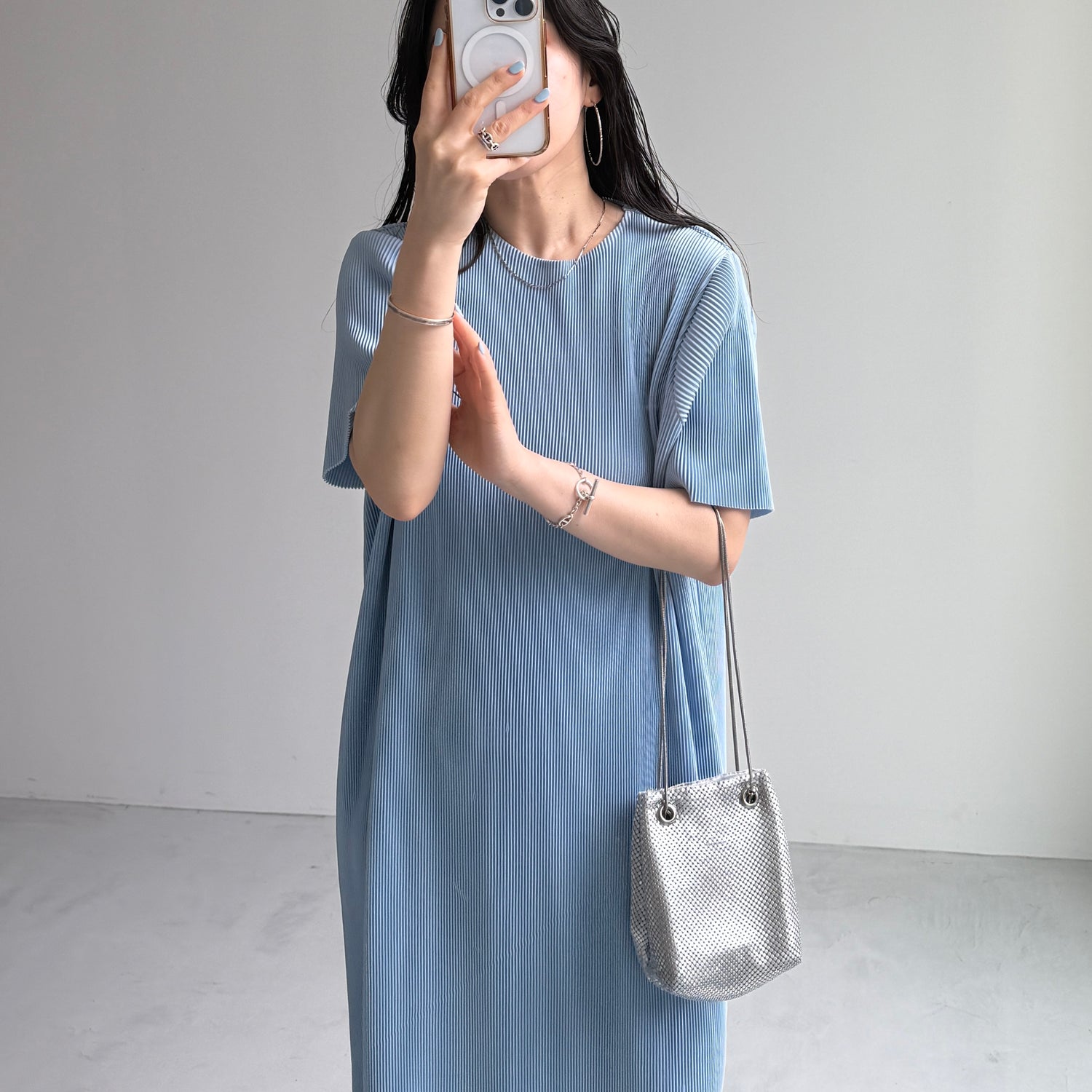 daily daily super stretch crew neck pleats one piece / light blue [半袖 FREE or LONG]