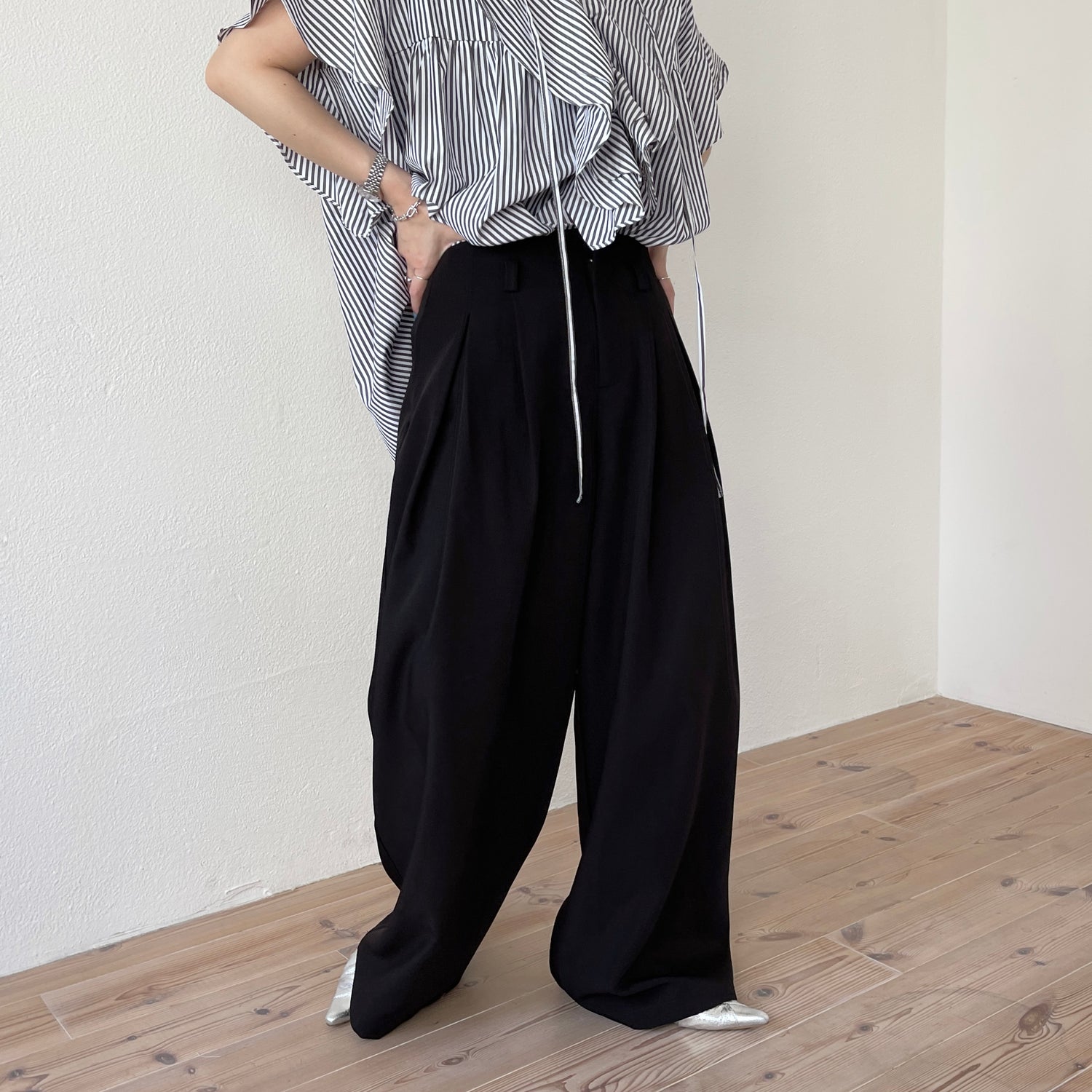 【2点SET】tuck wide curve pants  / black