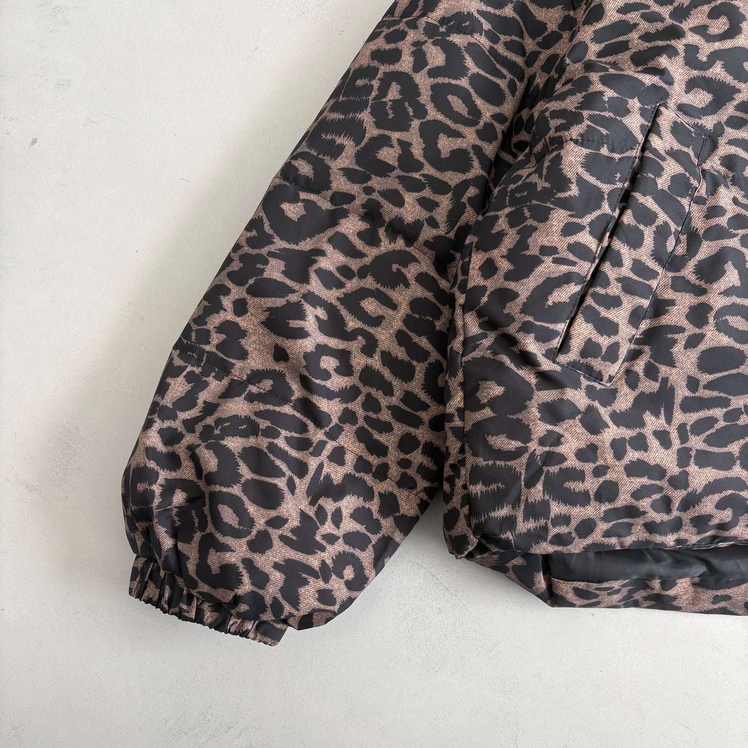 【SAMPLE】LEOPARD fake down blouson