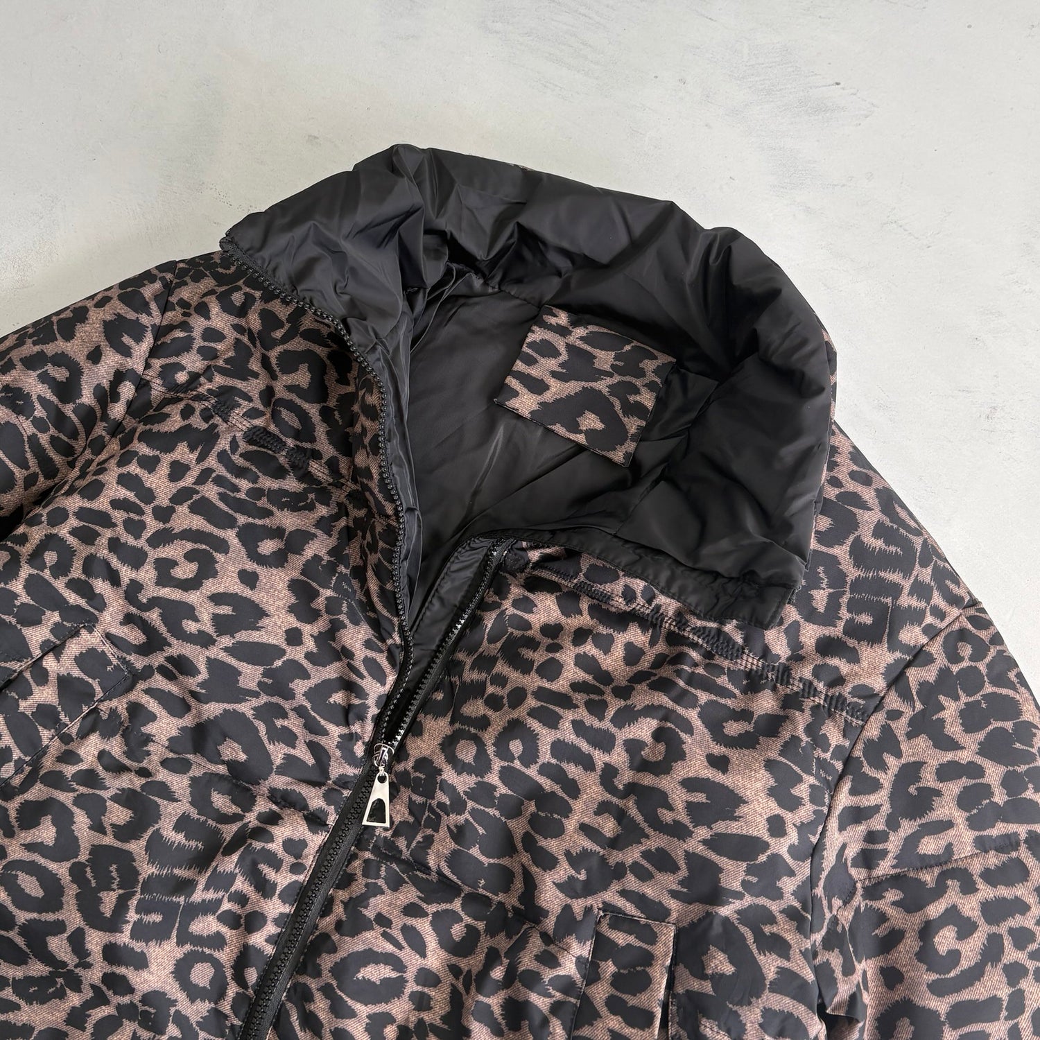 【SAMPLE】LEOPARD fake down blouson