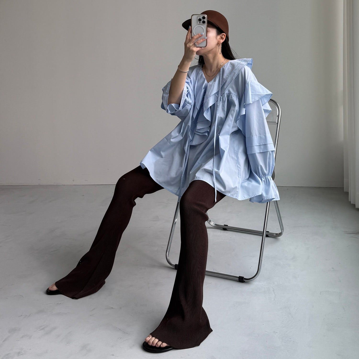 【公式サイト限定カラー】daily daily super stretch pleats flare pants / brown