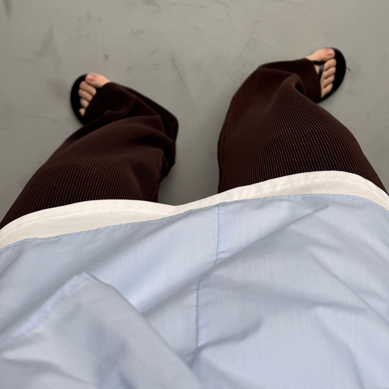 【公式サイト限定カラー】daily daily super stretch pleats wide pants / brown