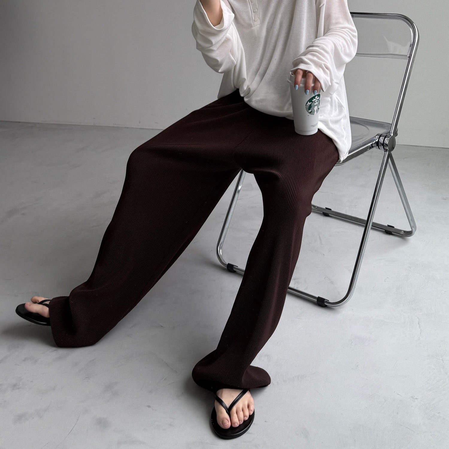 【公式サイト限定カラー】daily daily super stretch pleats wide pants / brown