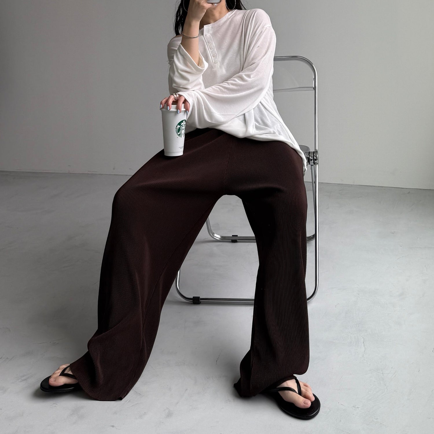 【公式サイト限定カラー】daily daily super stretch pleats wide pants / brown