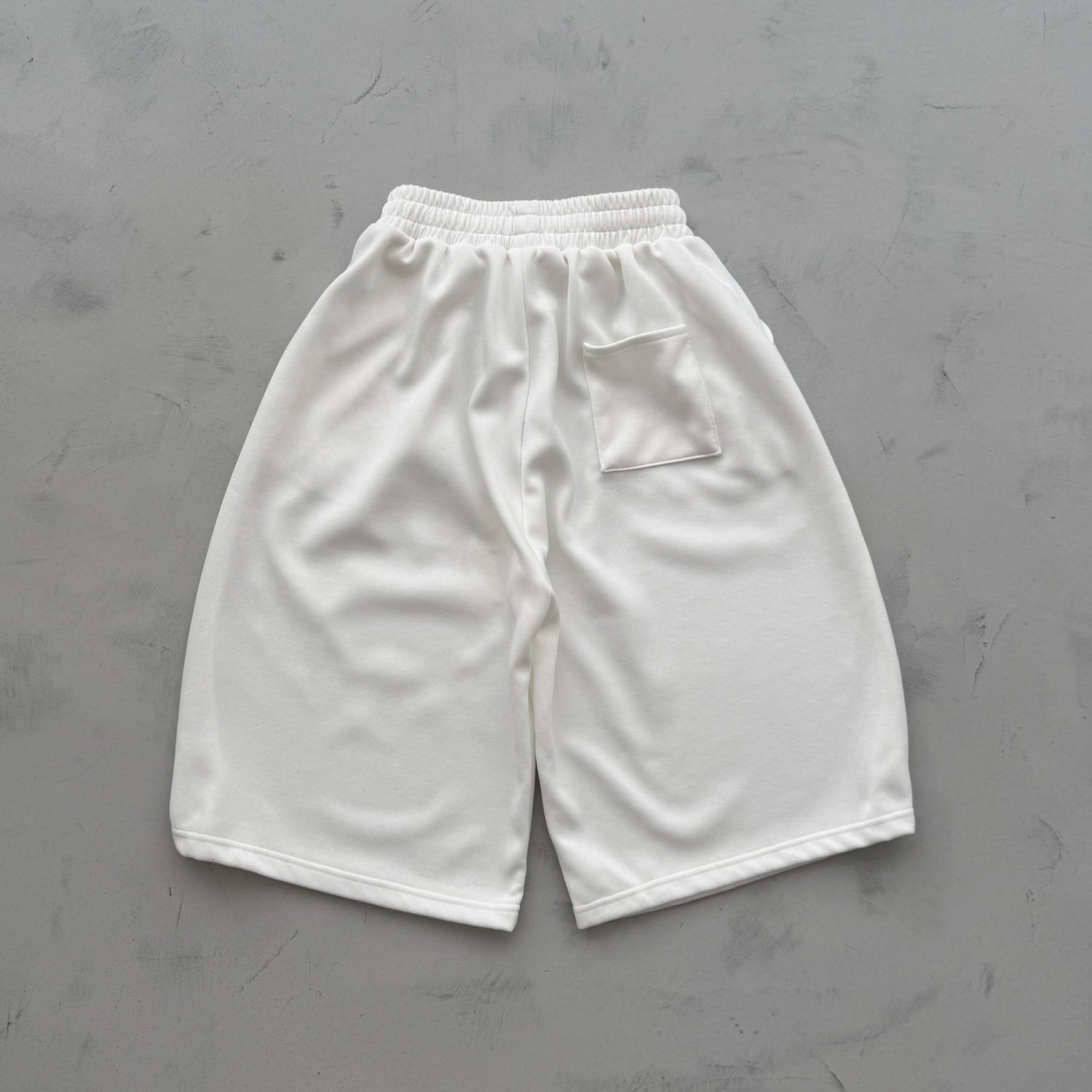 【選べるタイプ】super loose sweat half pants / ivory