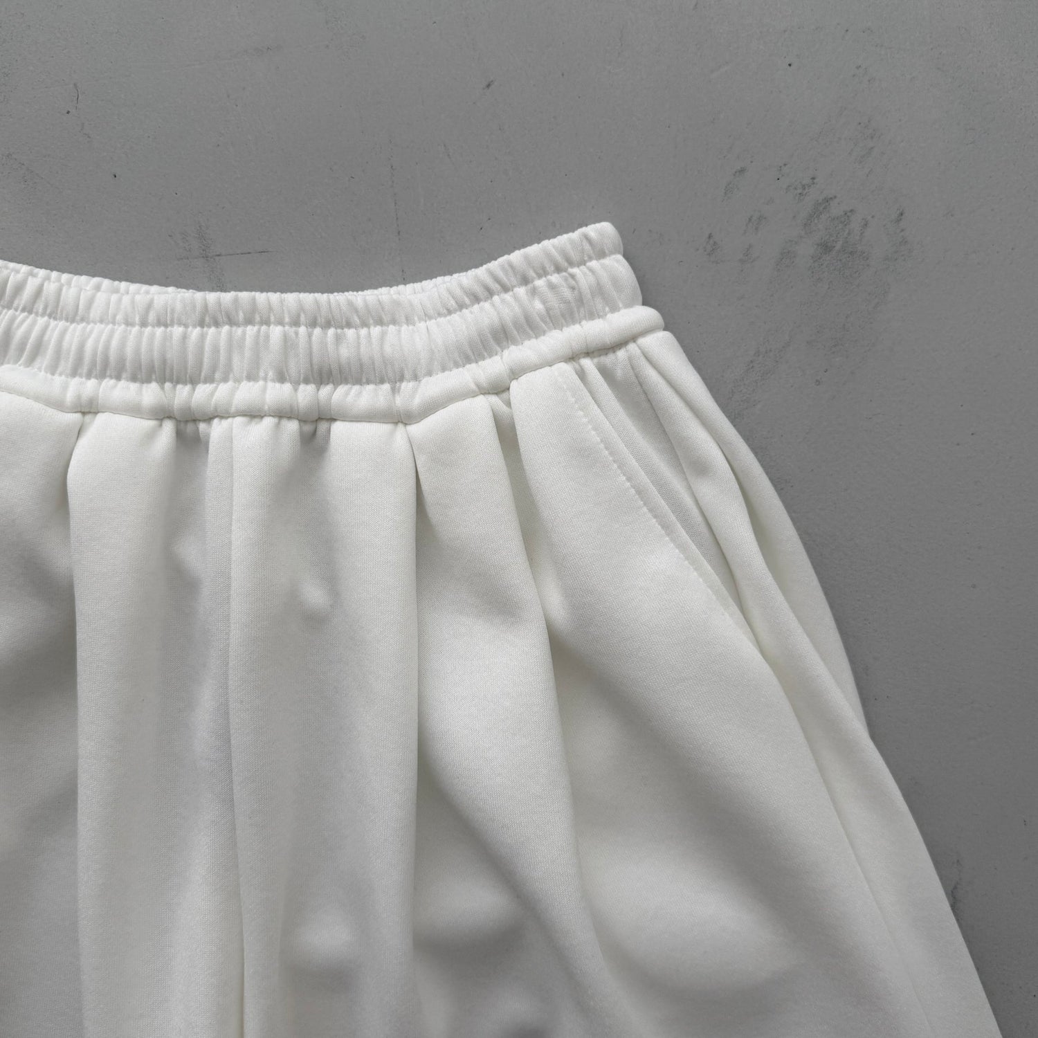 【選べるタイプ】super loose sweat half pants / ivory