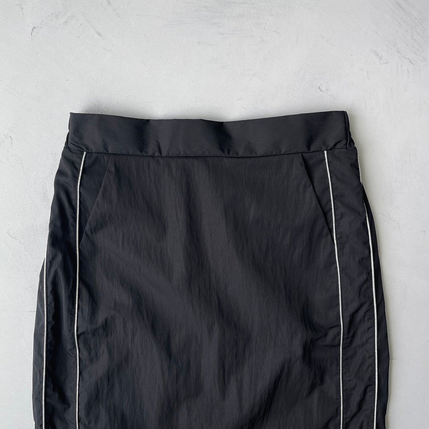 【SAMPLE】track skirt / black