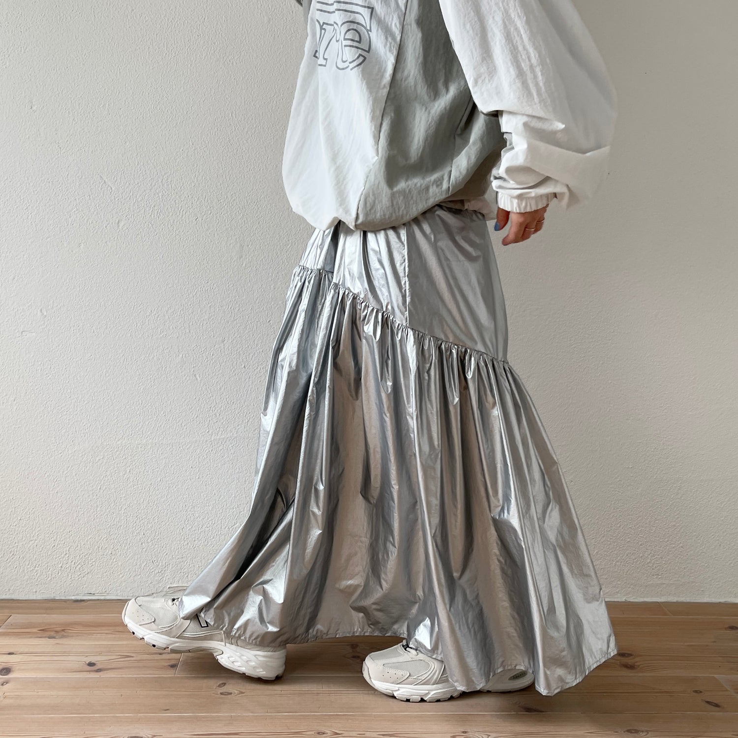 metallic gatherer flare skirt / silver （メニーメニーギャザー 