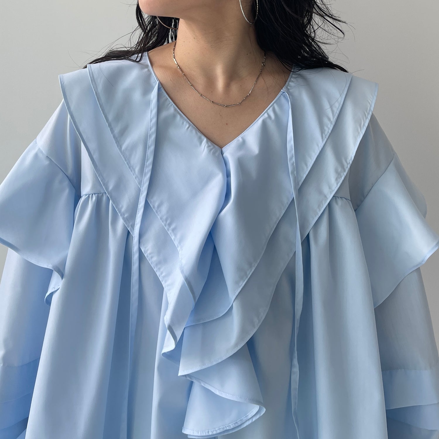 big collar frill blouse / light blue