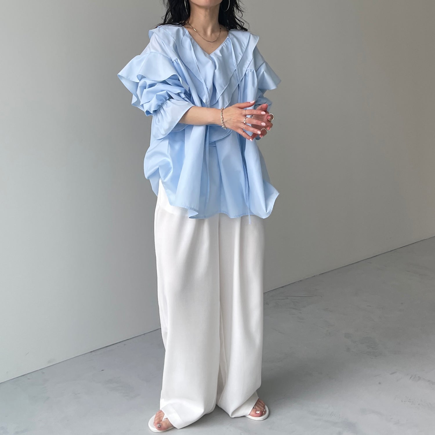 big collar frill blouse / light blue