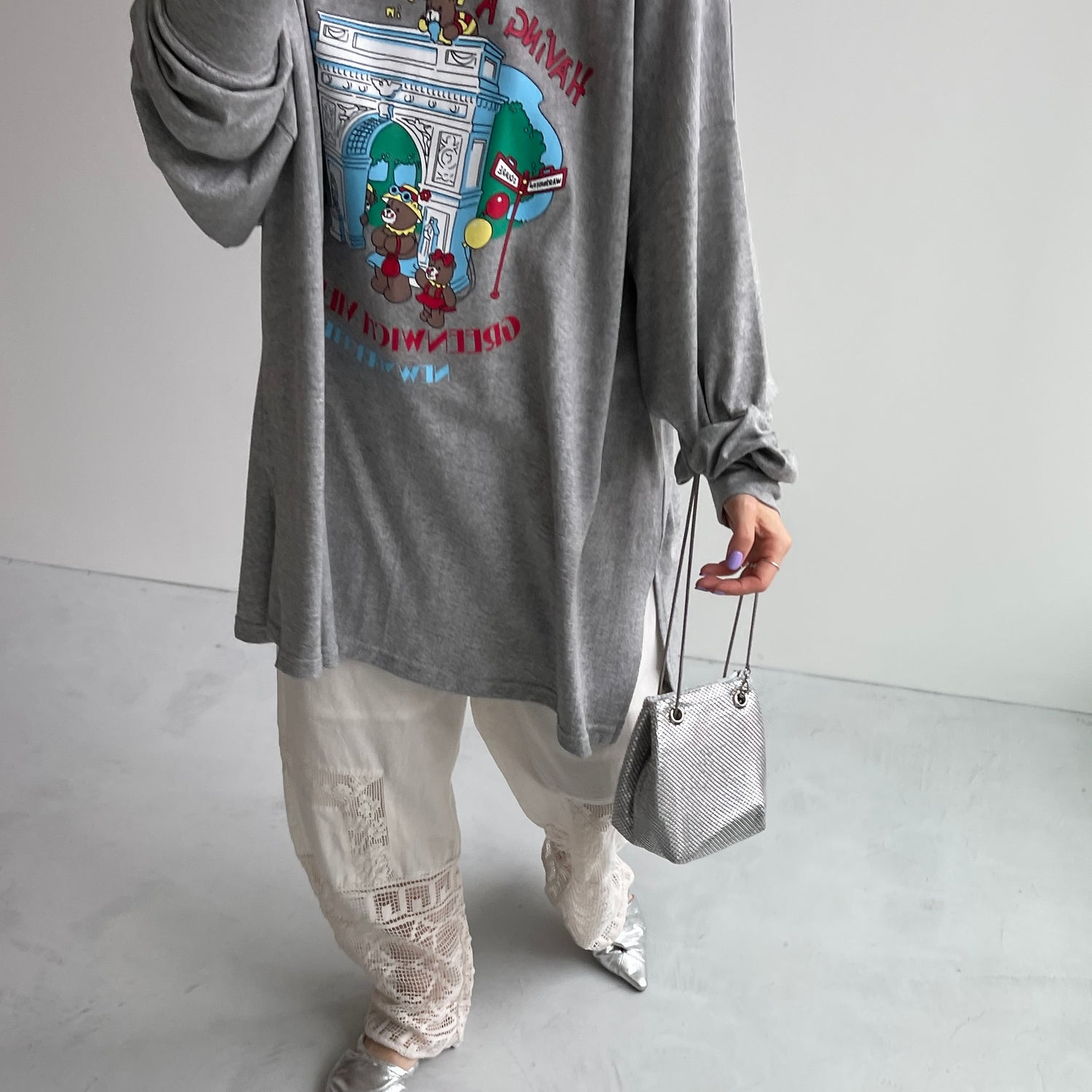 vintage like bear tee / gray