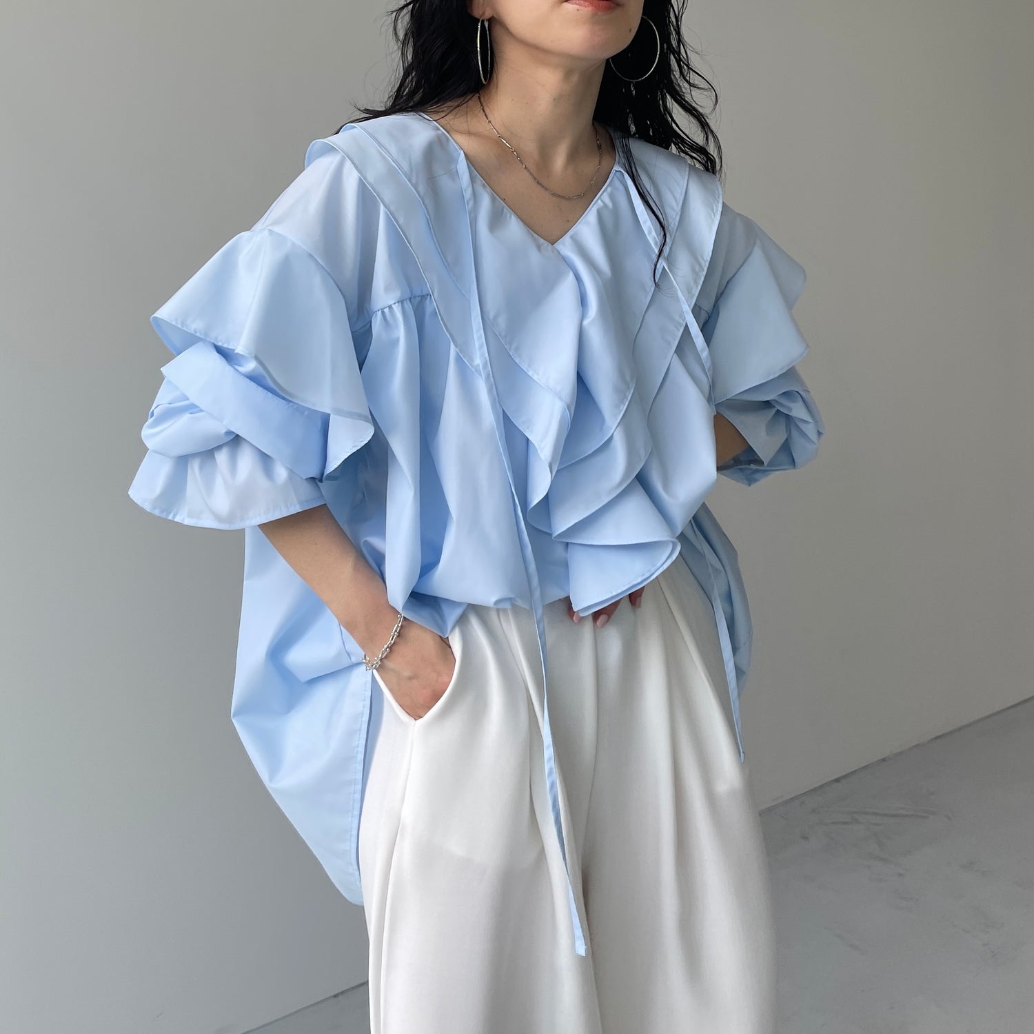 big collar frill blouse / light blue