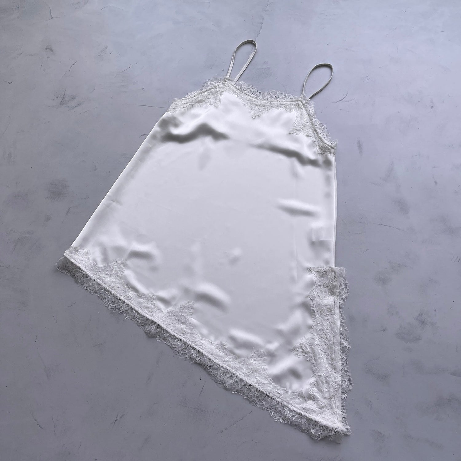 milky lace camisole / ivory
