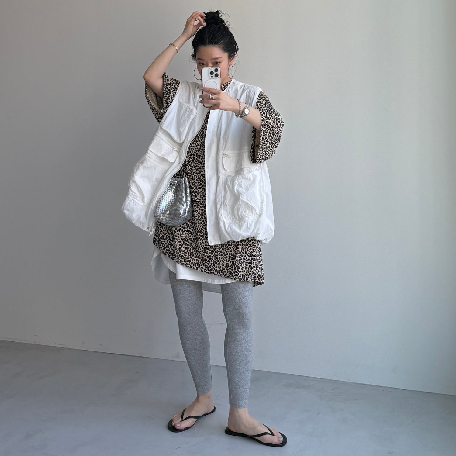 9pockets buddy vest / ivory