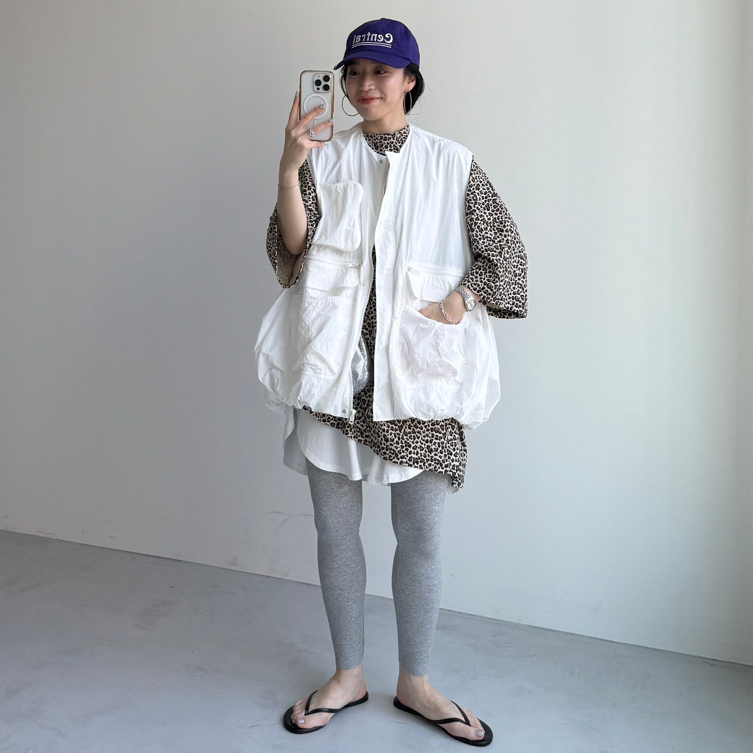 9pockets buddy vest / ivory