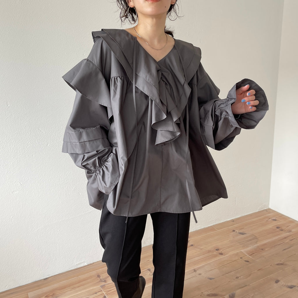 big collar frill half blouse / black | wee9s | ウィークス