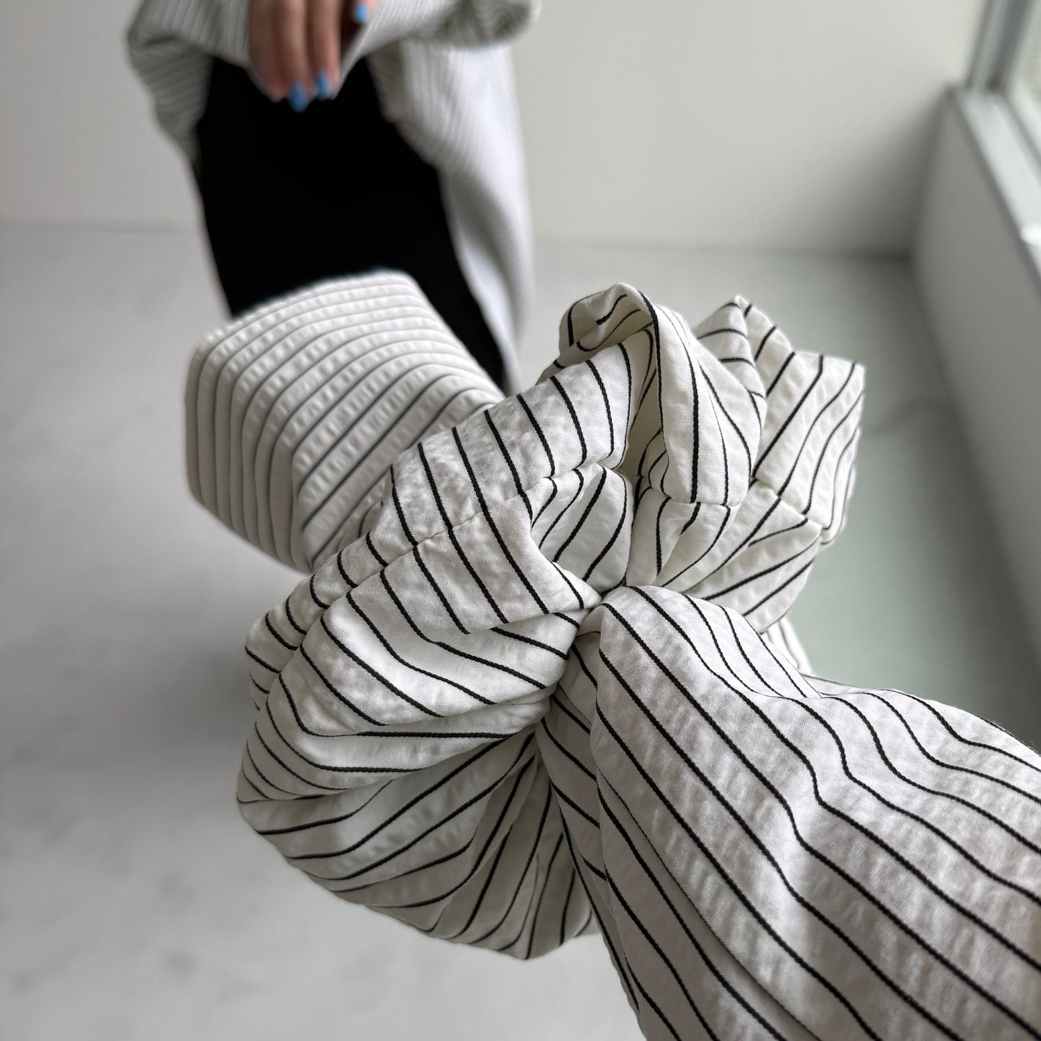 【公式サイト限定カラー】over size no collar seersucker shirt / stripe