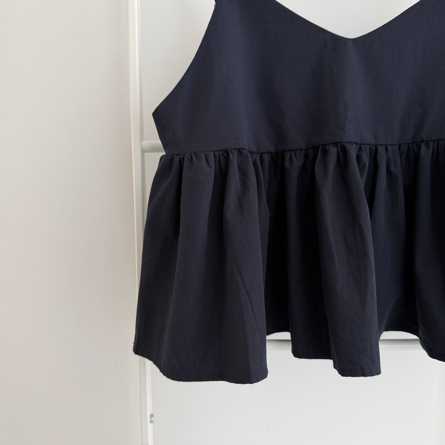 【SAMPLE】gather camisole / navy