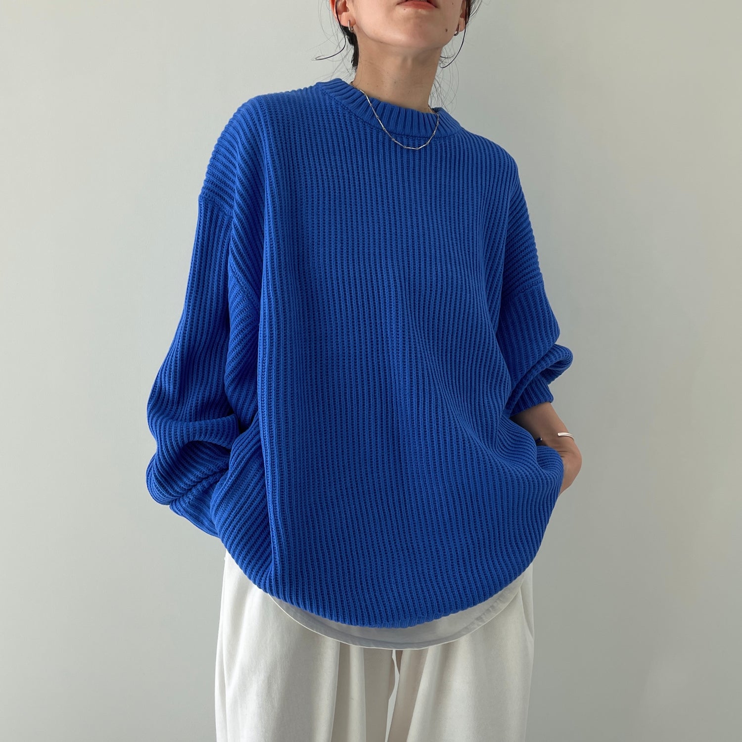 perfect silhouette super over knit / blue