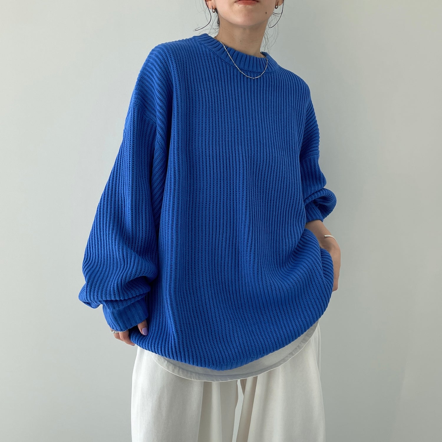 perfect silhouette super over knit / blue