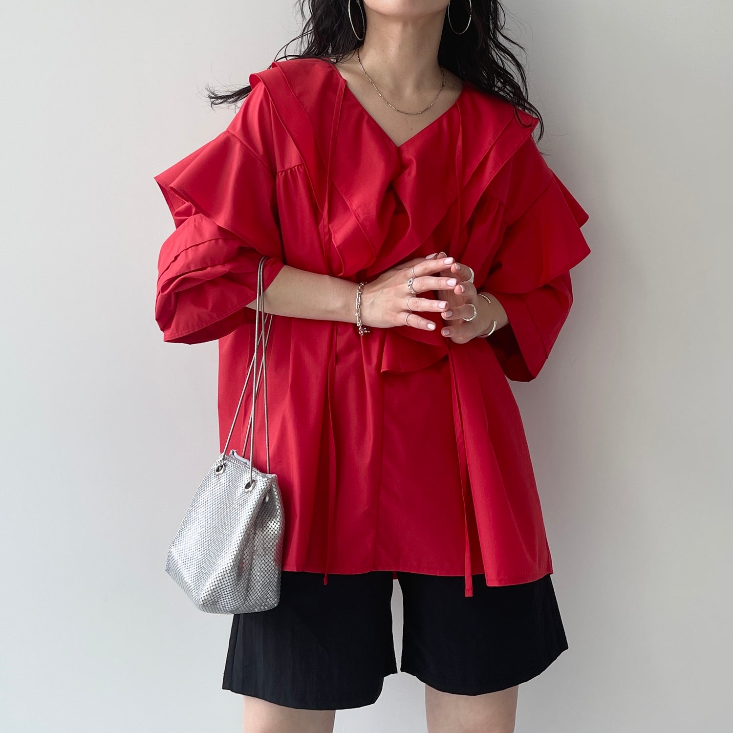 big collar frill blouse / red