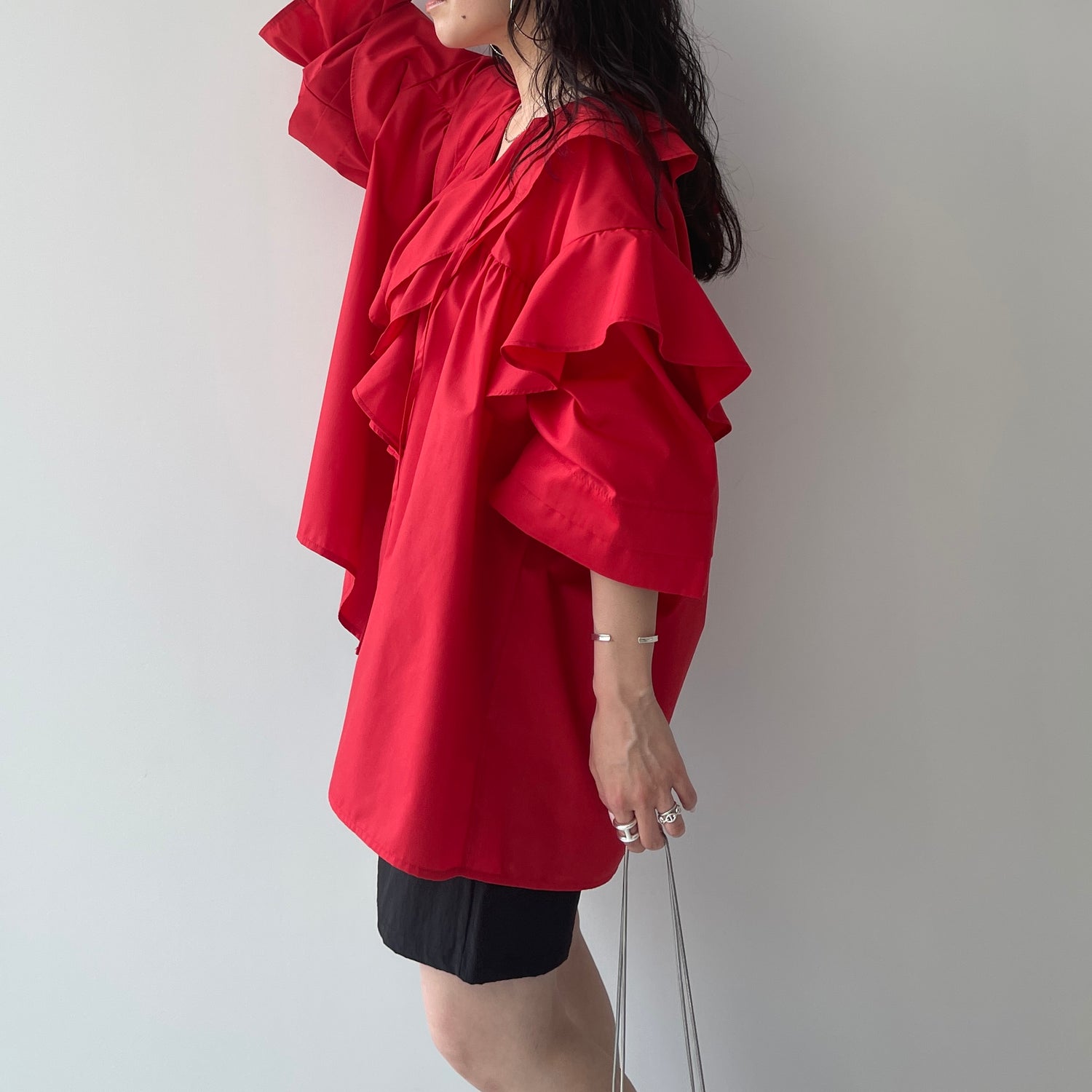 big collar frill blouse / red