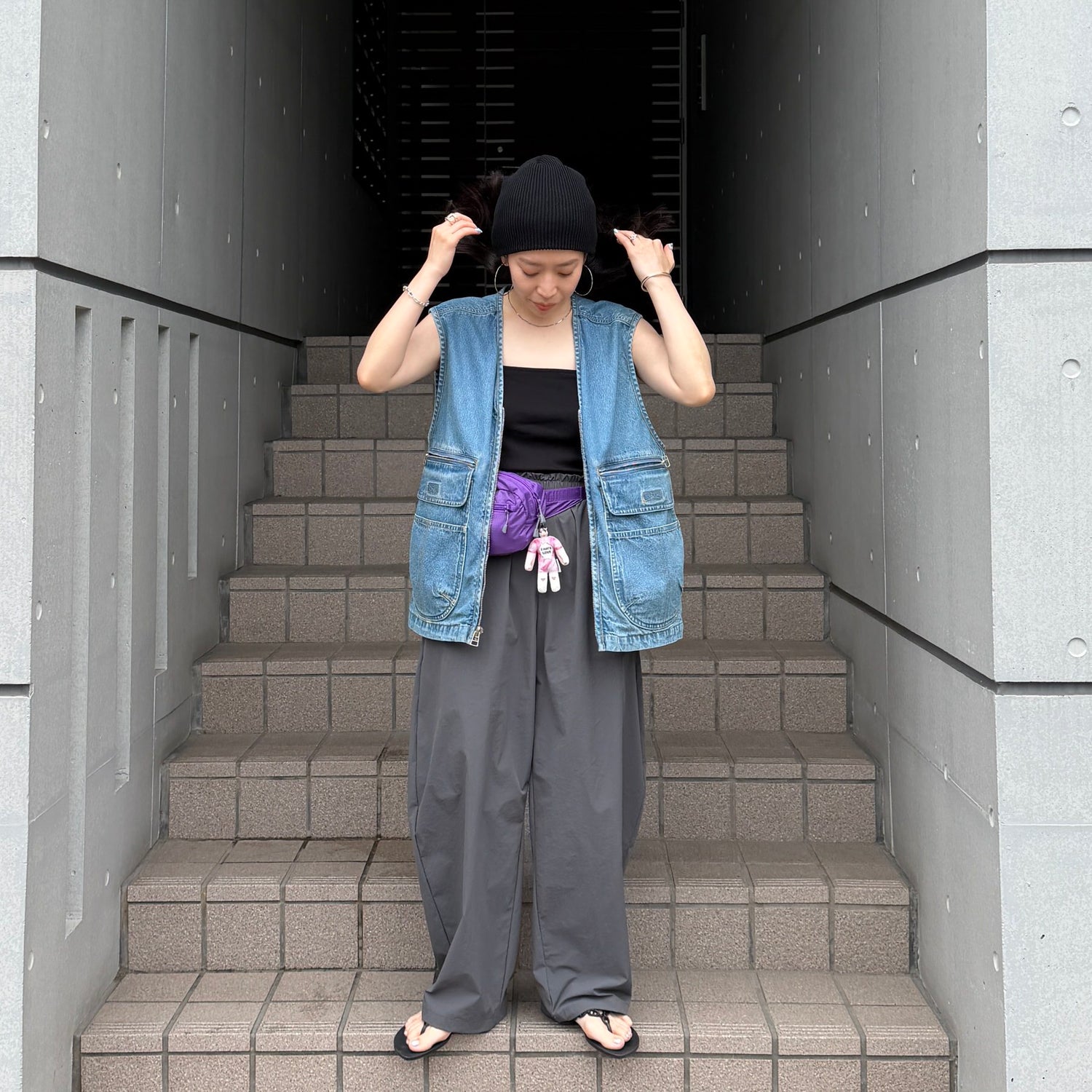 8 pockets BUDDY DENIM VEST / blue