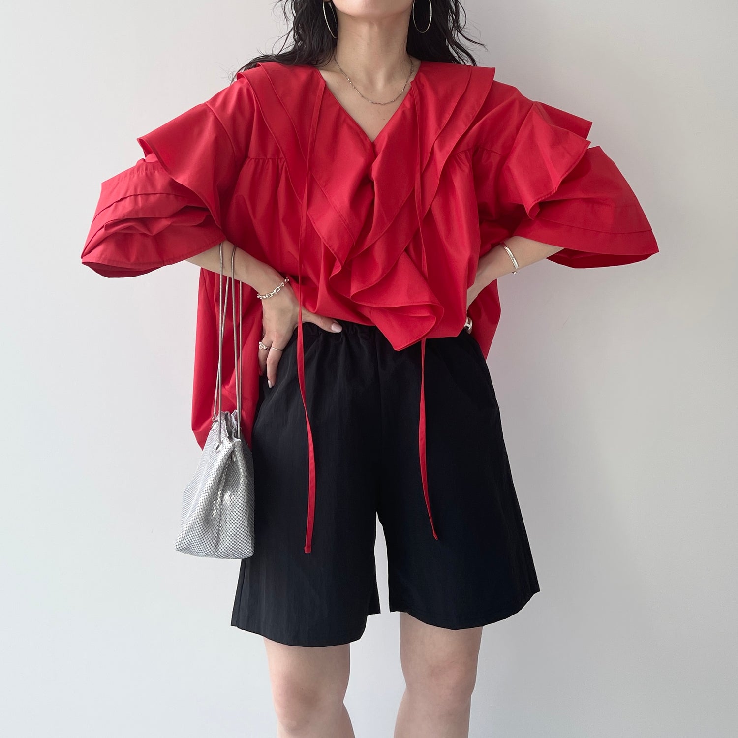 big collar frill blouse / red