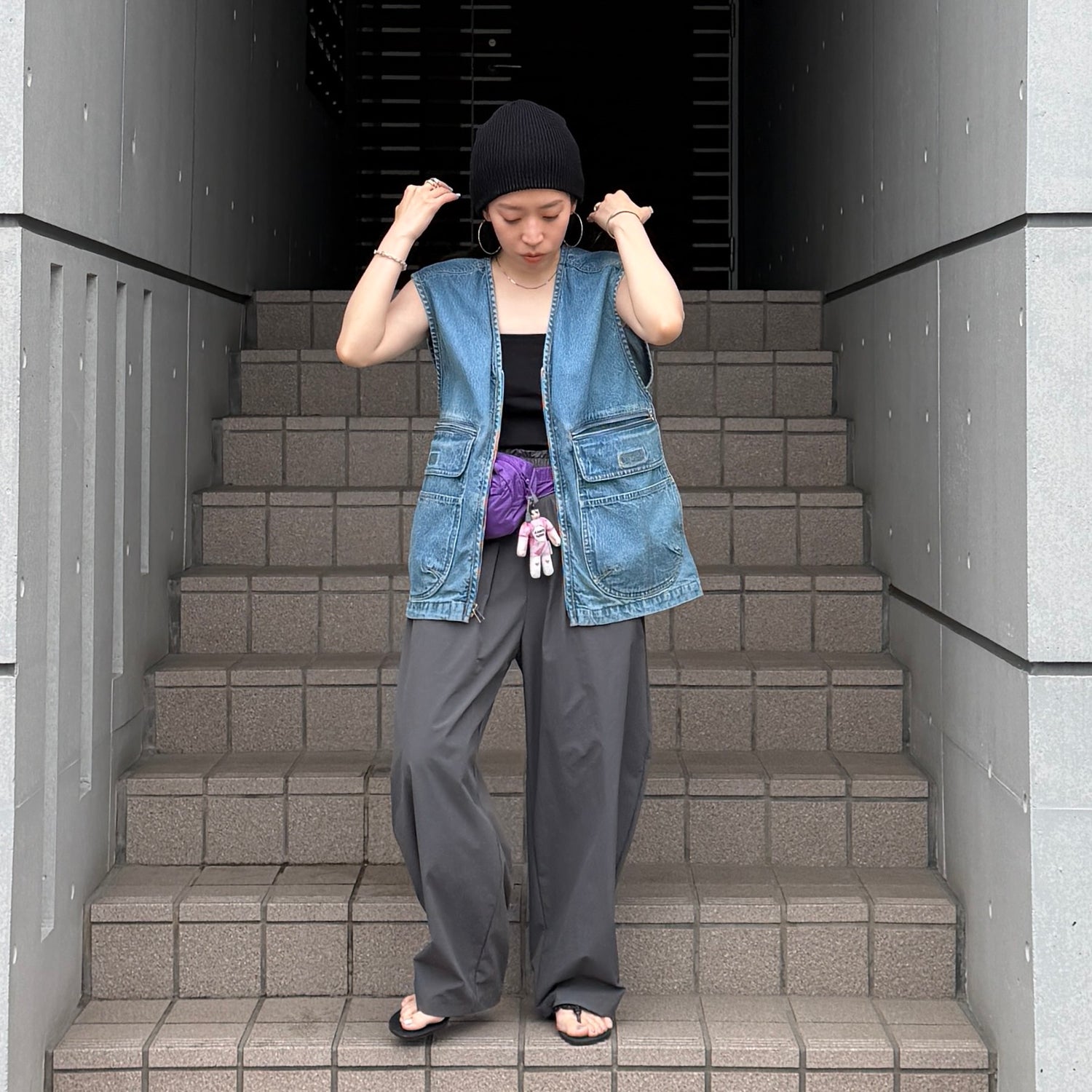 8 pockets BUDDY DENIM VEST / blue