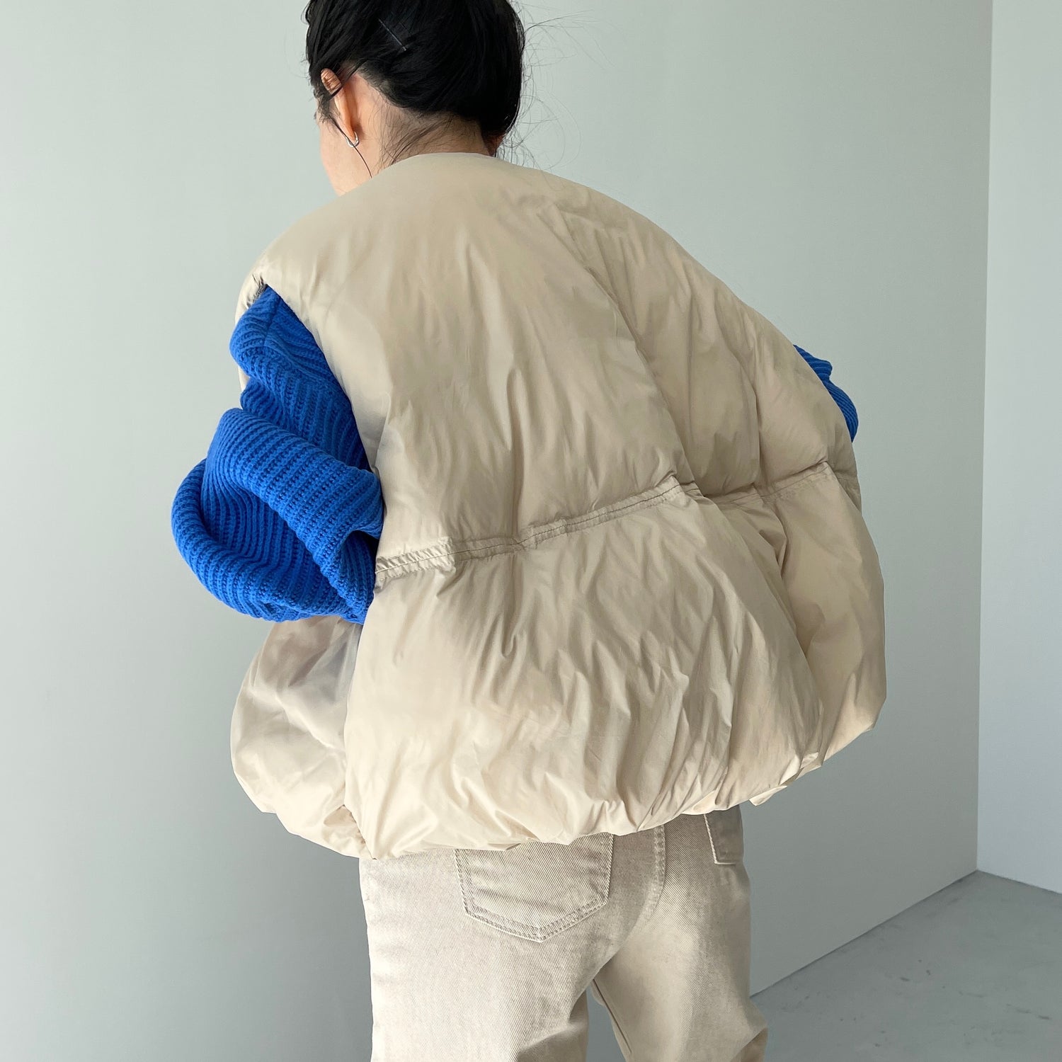 egg down vest / beige