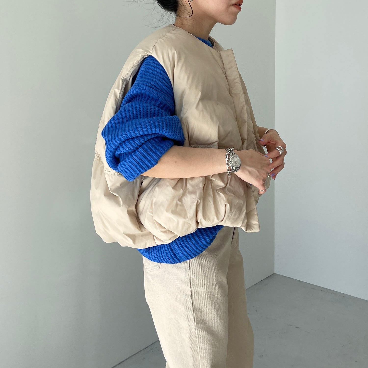 egg down vest / beige