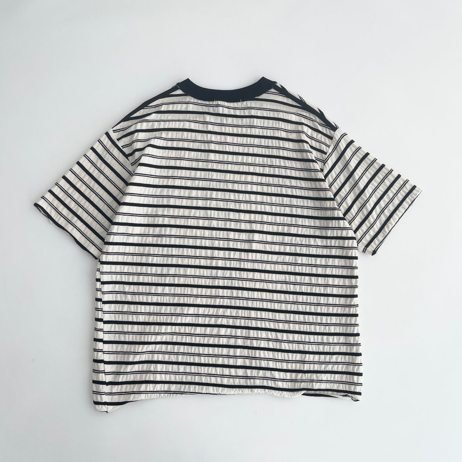 【SAMPLE】loose border tee / black