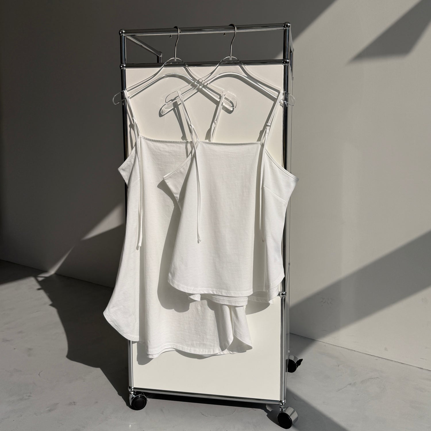 CHIRARISM camisole / ivory [SHORT or FREE]