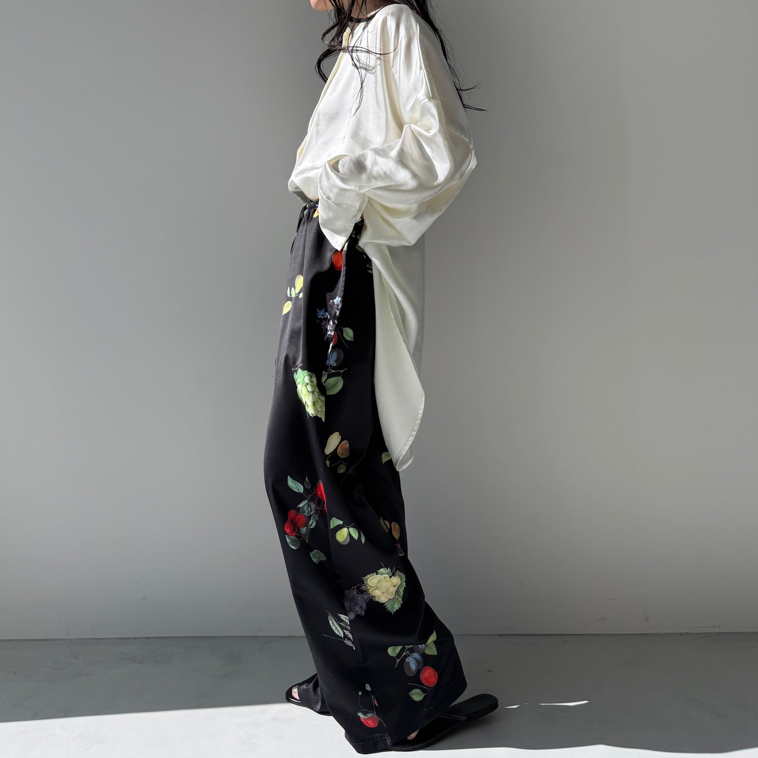 over size no collar mannish satin shirt / ivory