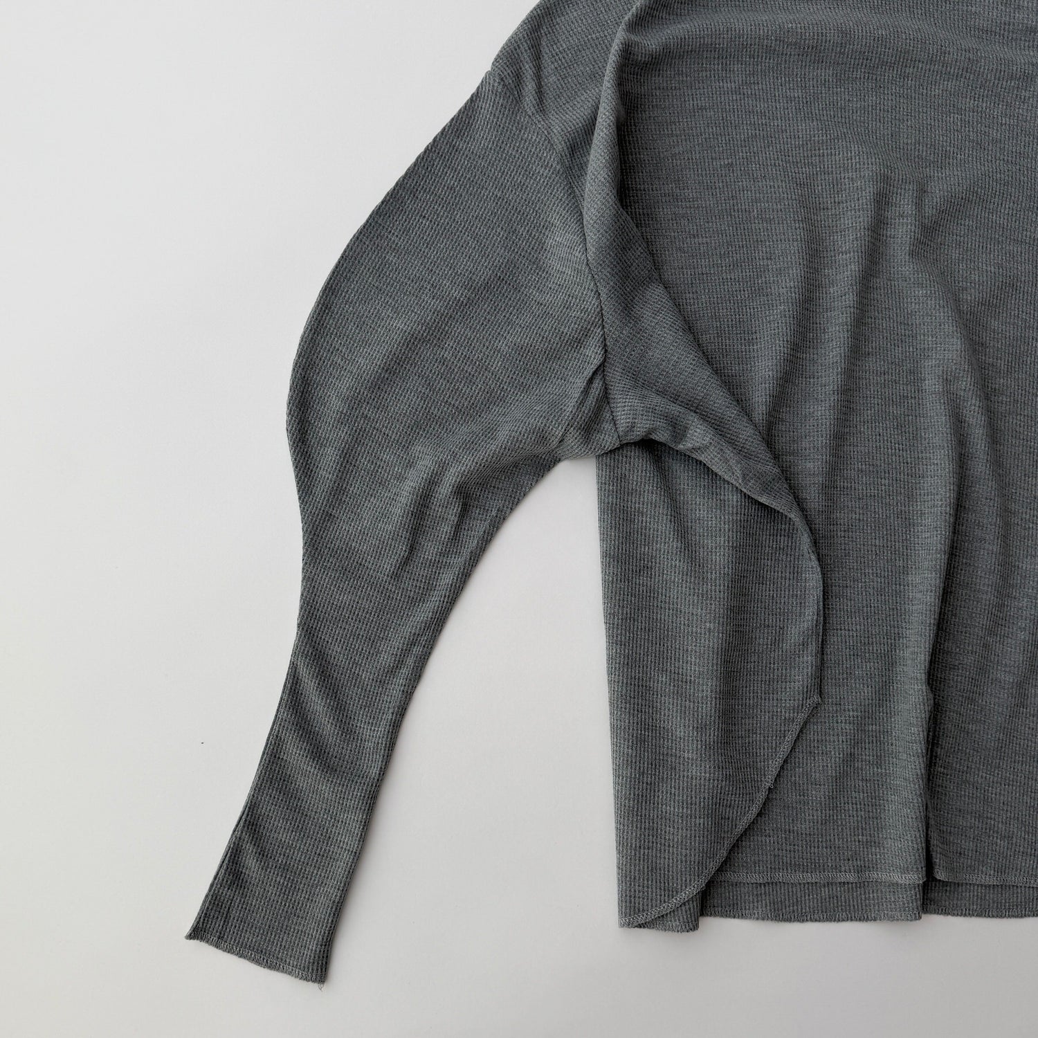 waffle sleeve long tee / gray