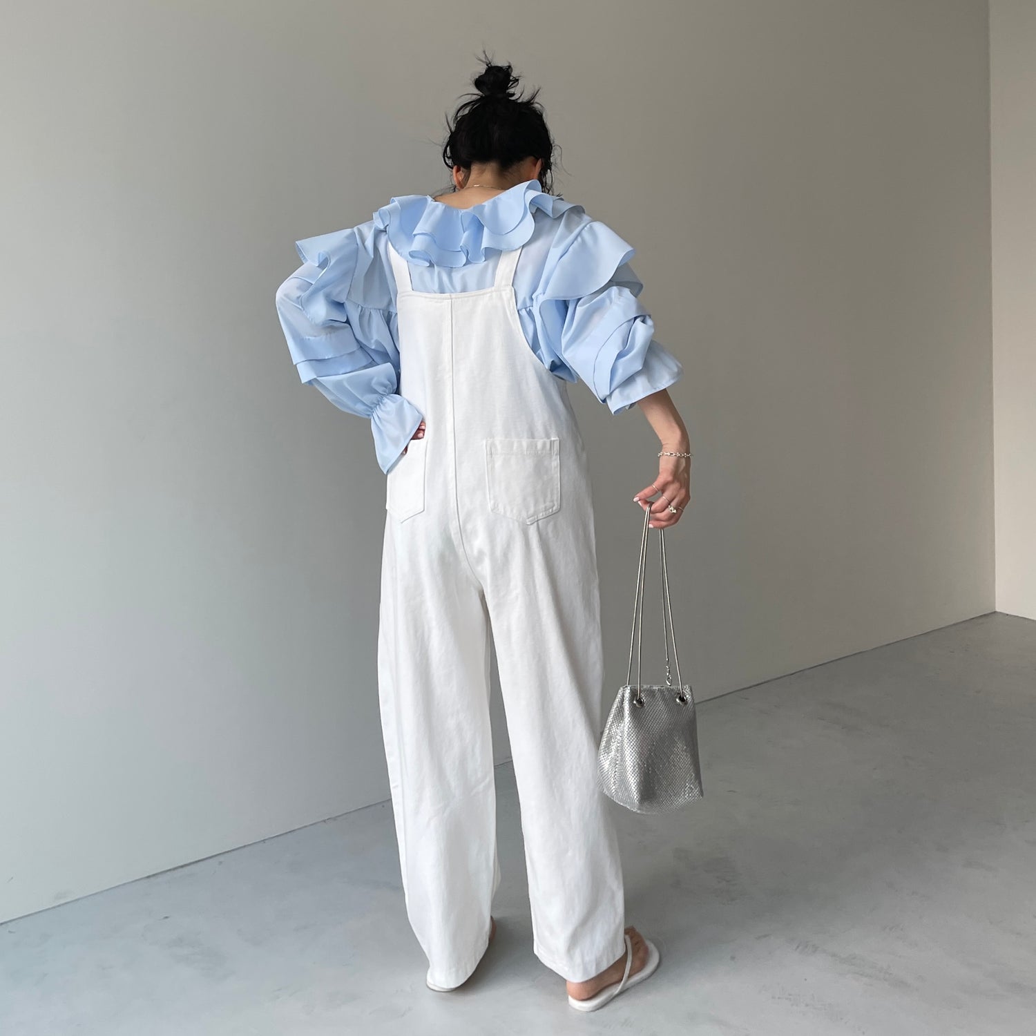 big collar frill blouse / light blue