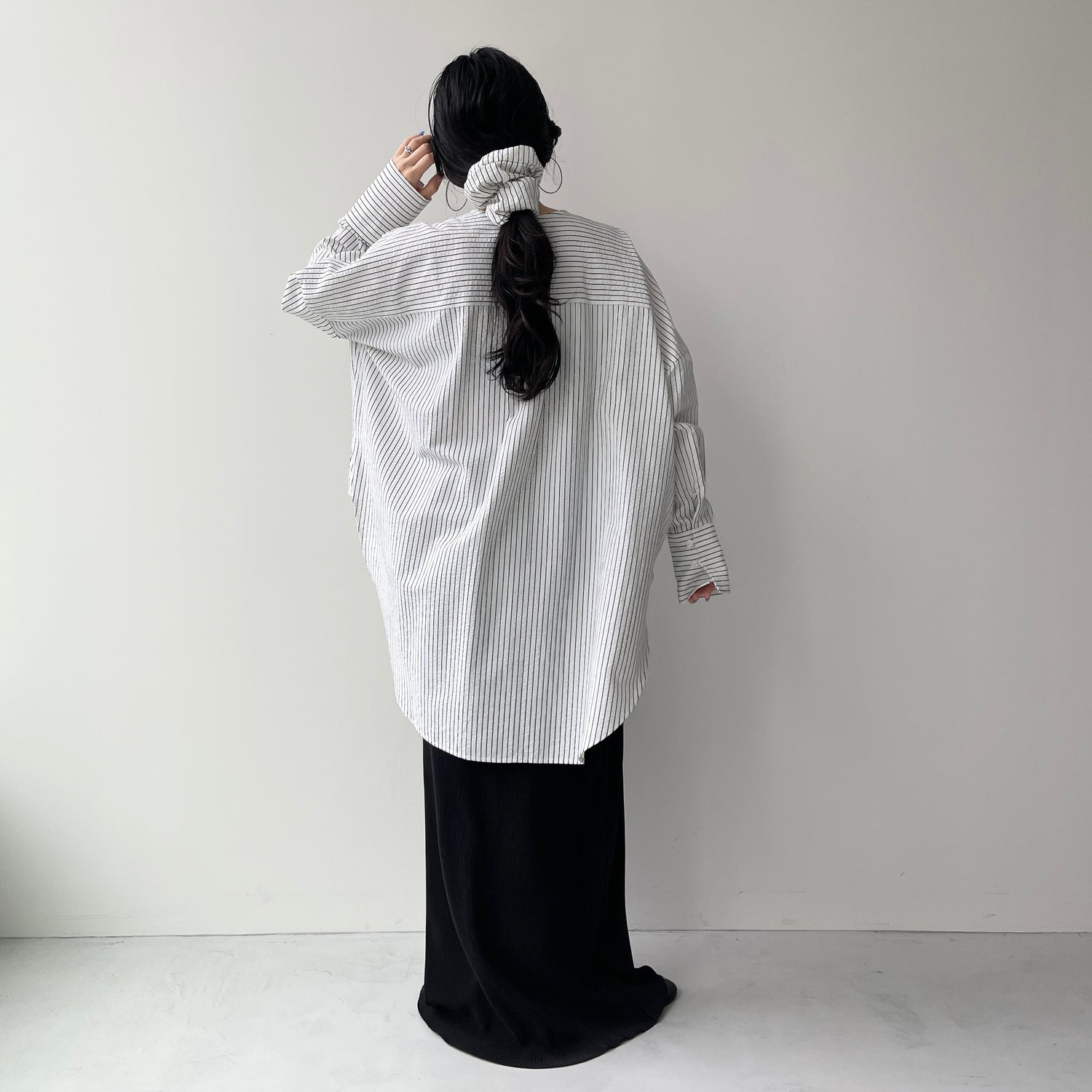 【公式サイト限定カラー】over size no collar seersucker shirt / stripe