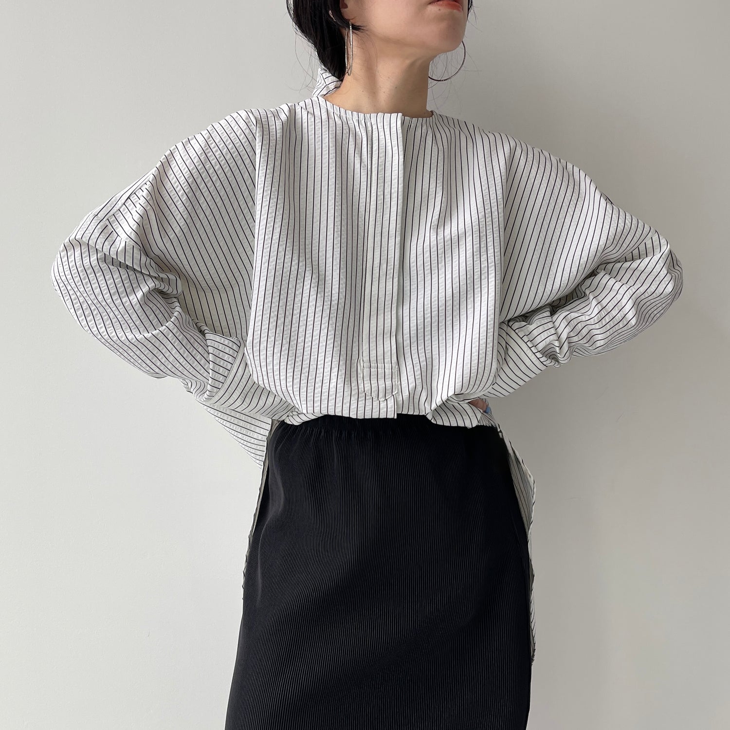 【公式サイト限定カラー】over size no collar seersucker shirt / stripe