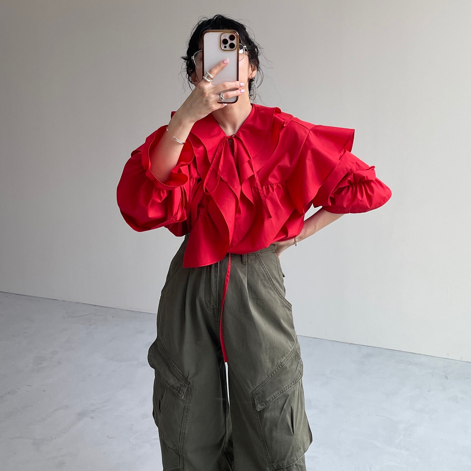 big collar frill blouse / red