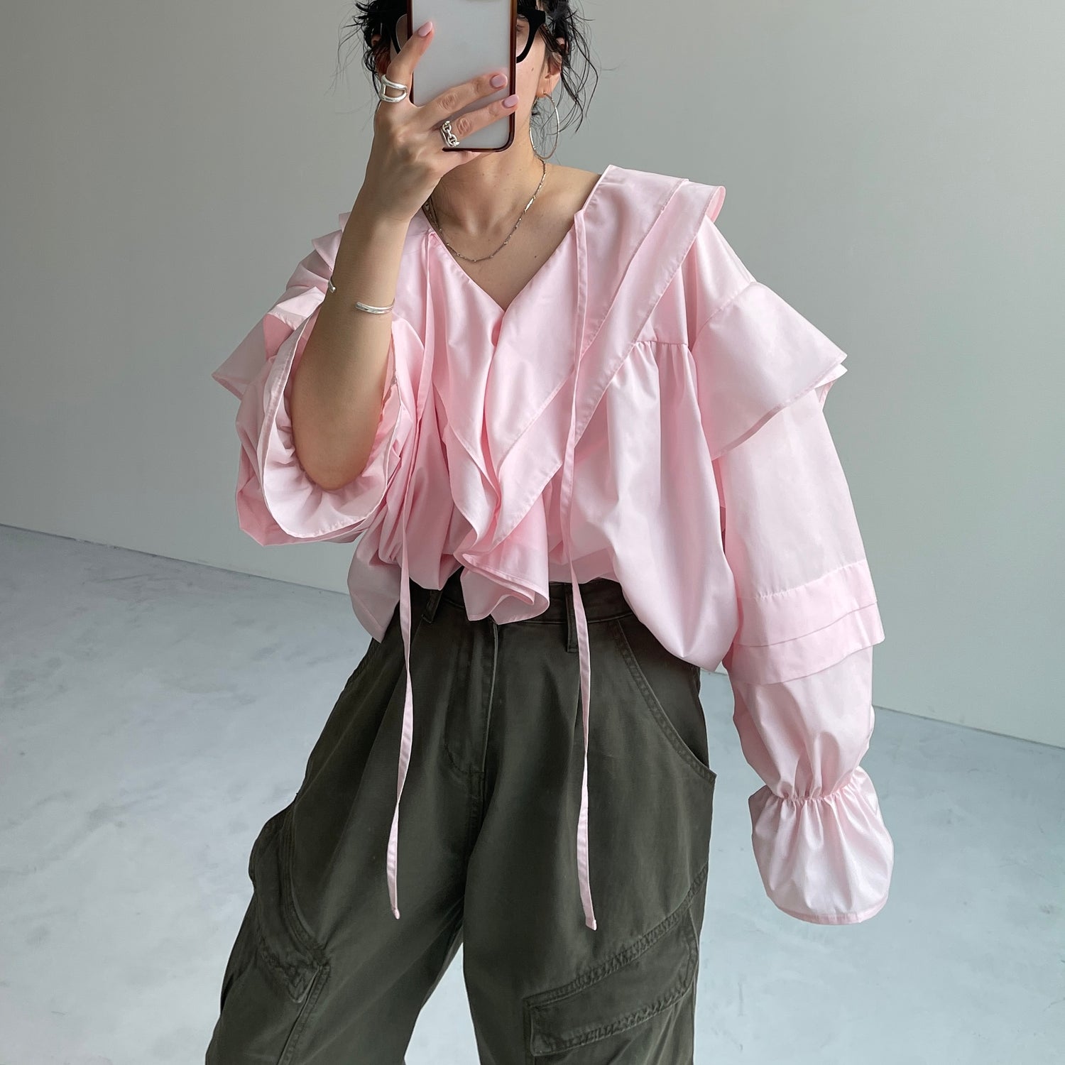 big collar frill blouse / baby pink