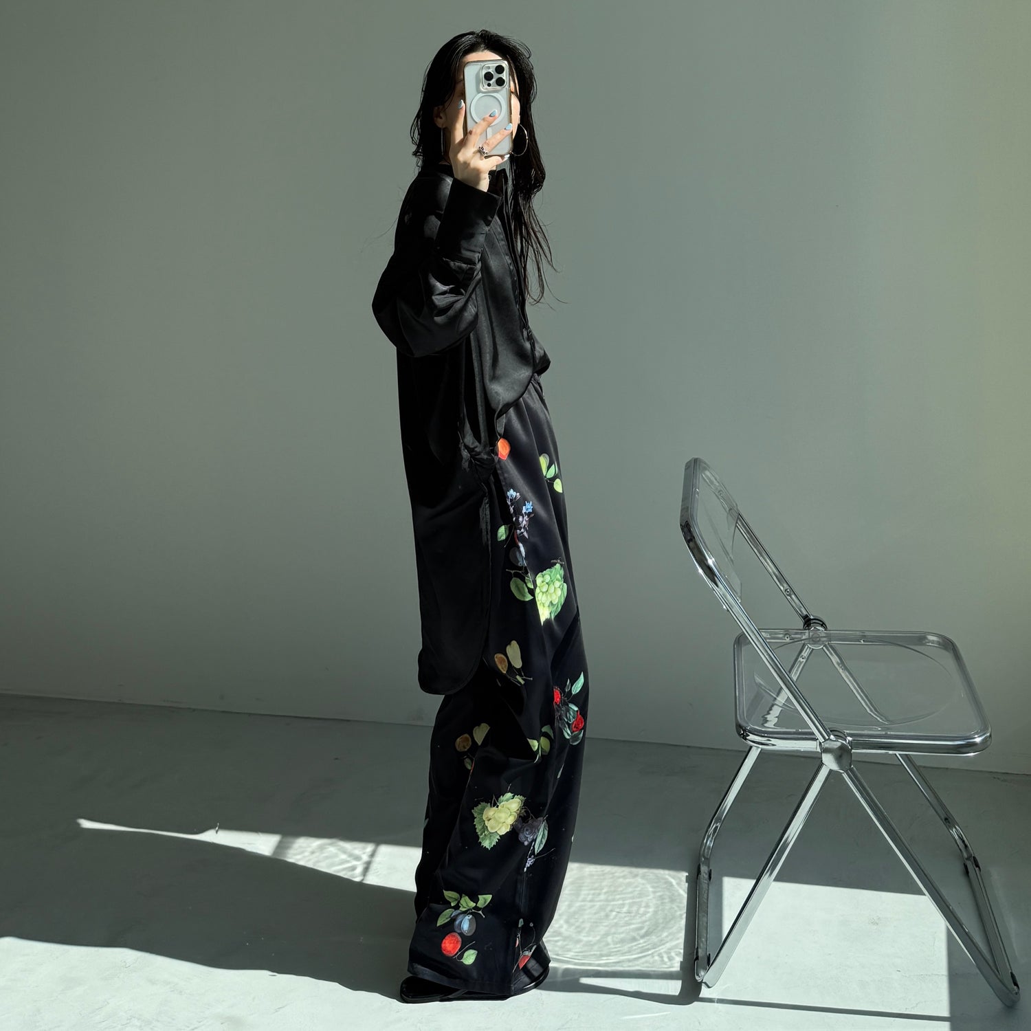 over size no collar mannish satin shirt / black